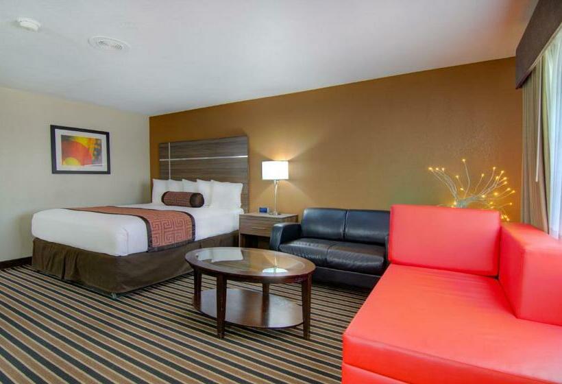 带大床的标准间, Westbridge Inn & Suites