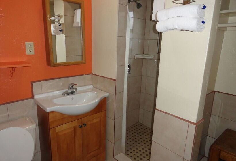 Номер Стандарт 2 Двуспальные Кровати, Sunset Motel