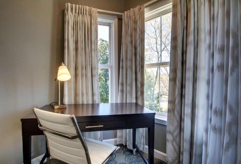 Стандартный Номер Кровать Кинг, Finial Bw Premier Collection Oxford   Anniston