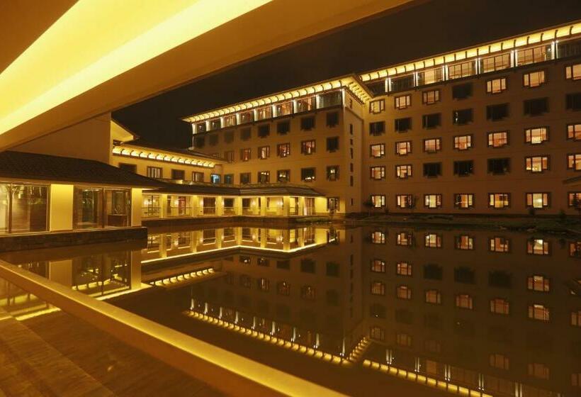 Номер Superior, Gloria Resorts Jingdezhen Xishan Lake