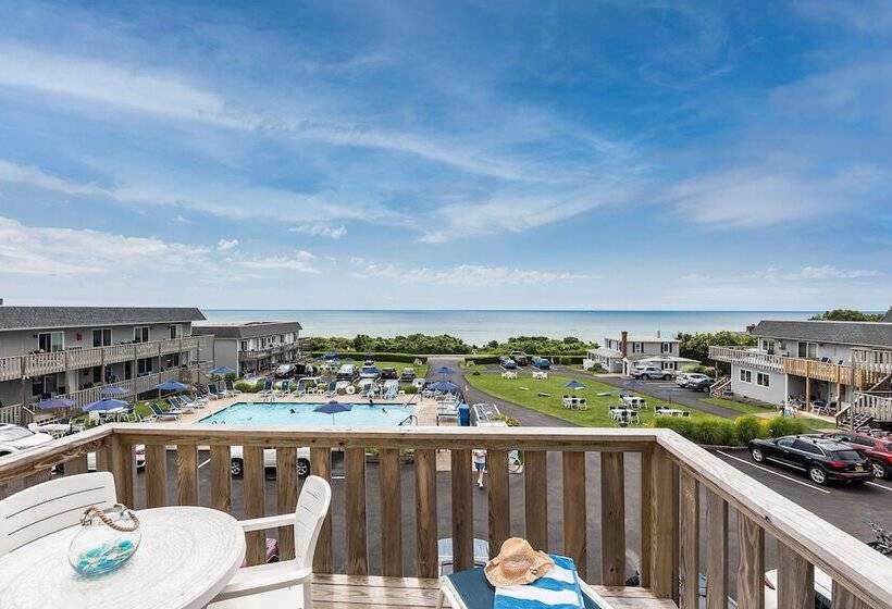 סוויטה, Hartman's Briney Breezes Beach Resort