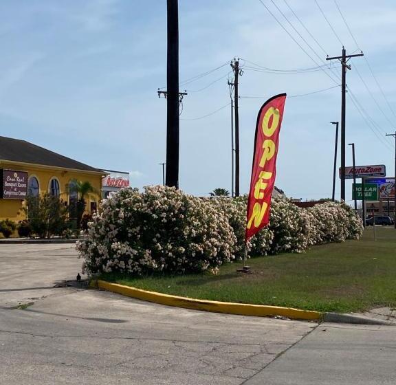 Номер Deluxe Одноместный, Los Fresnos Inn And Suites