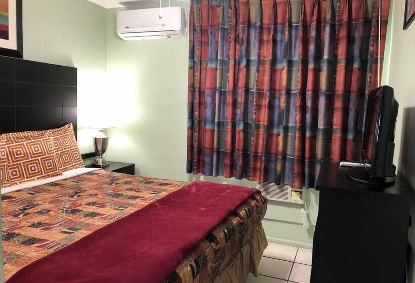 带双人大床的行政管理套房, Sunshine Inn & Suites Venice, Florida