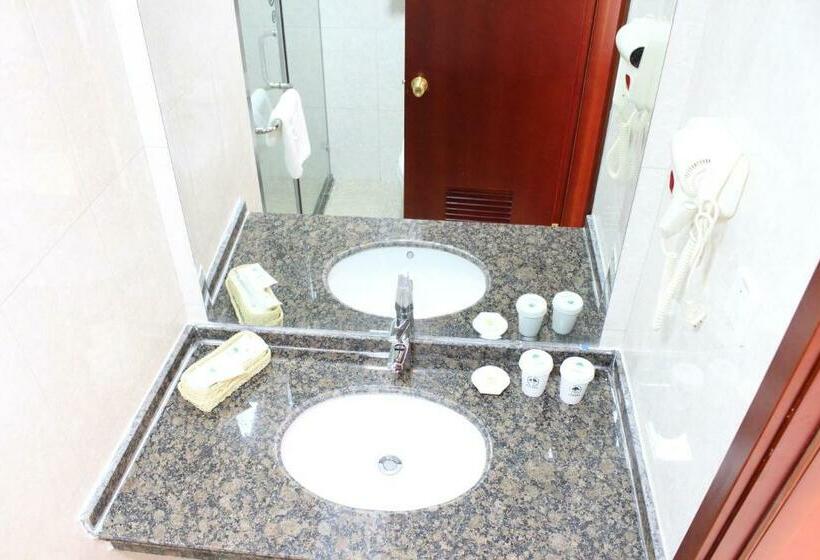 Номер Deluxe, Greentree Inn Shanghai Zhoupu Town Xiupu Road Business