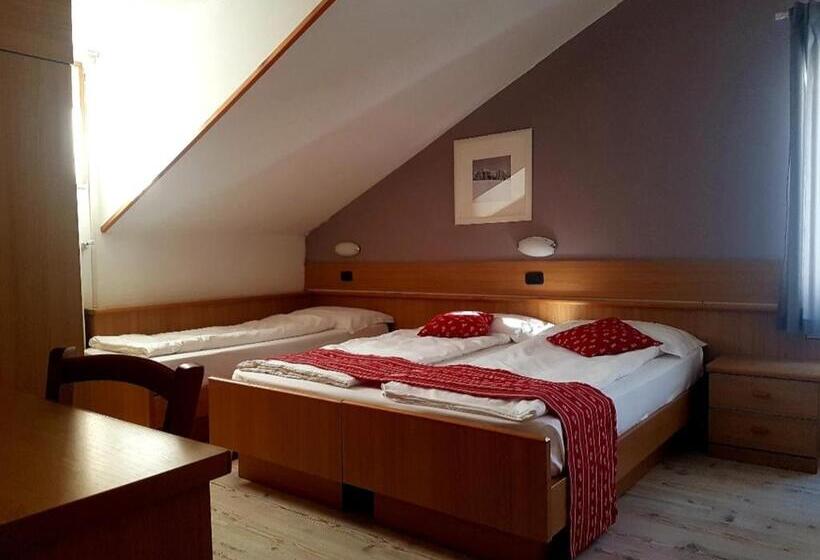 Economy Quadruple Room, Ciasa Alpina Relax