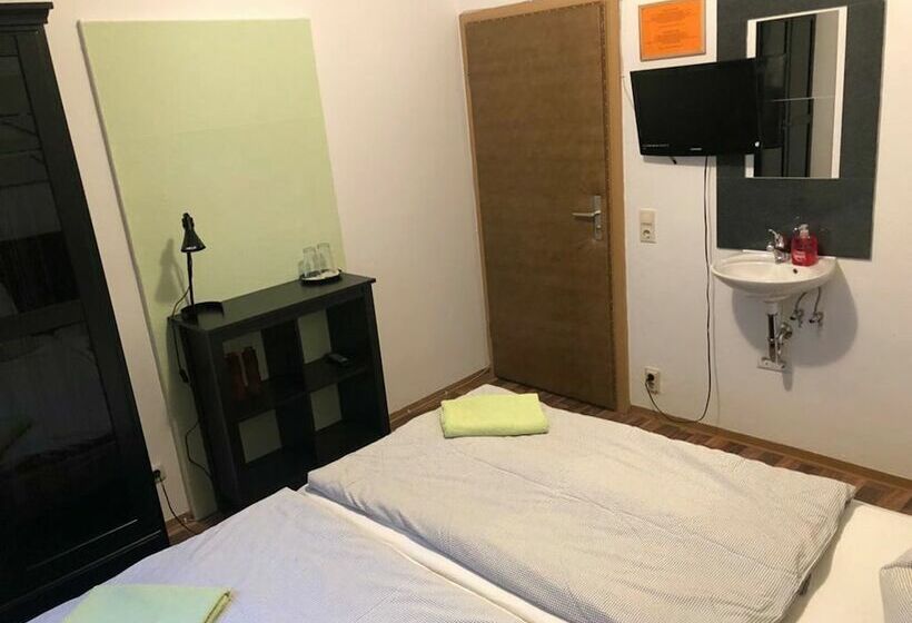 اتاق استاندارد, Hostel Nuremberg