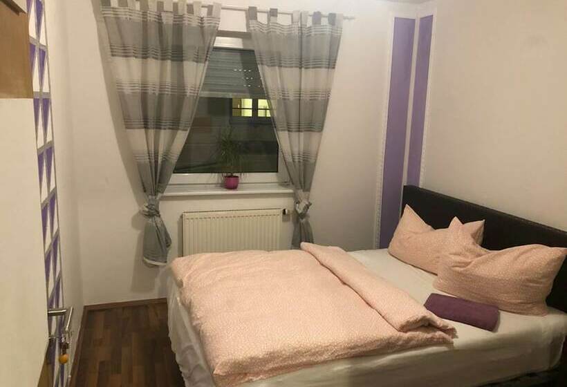 اتاق استاندارد, Hostel Nuremberg