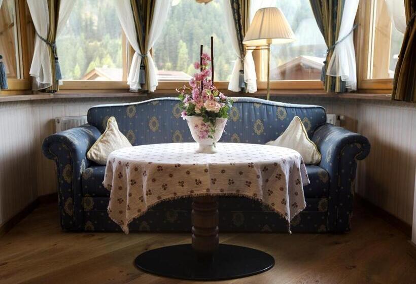 Номер Deluxe Вид на Горы, Garni Concordia   Dolomites Home
