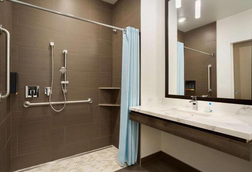 Номер Стандарт Кровать Кинг Адаптированный для Инвалидов, Best Western Plus Peppertree Nampa Civic Center Inn