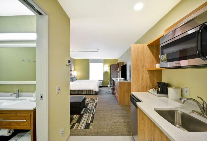 스탠다드 스튜디오 킹침대, Home2 Suites By Hilton Rapid City