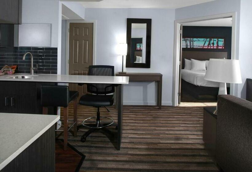 스위트 킹사이즈 침대, Hyatt House Morristown