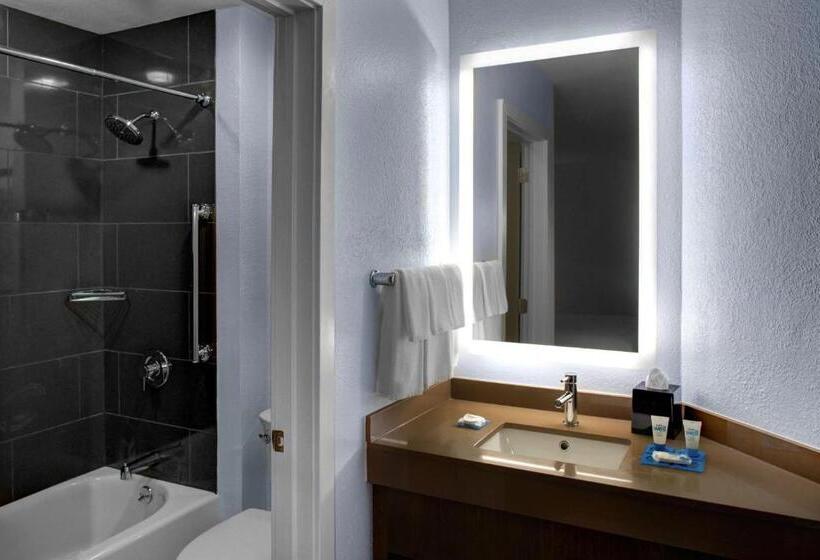 침실 2개 스위트, Hyatt House Morristown