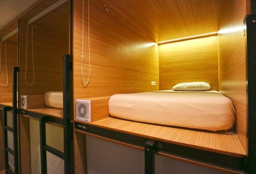 Семейный Номер, Dd Living
