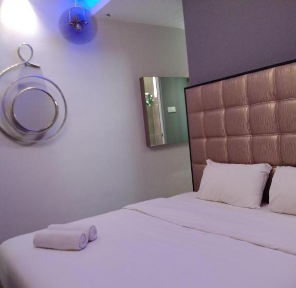 Chambre Deluxe King Size, Lemon8 Hotel Apartment