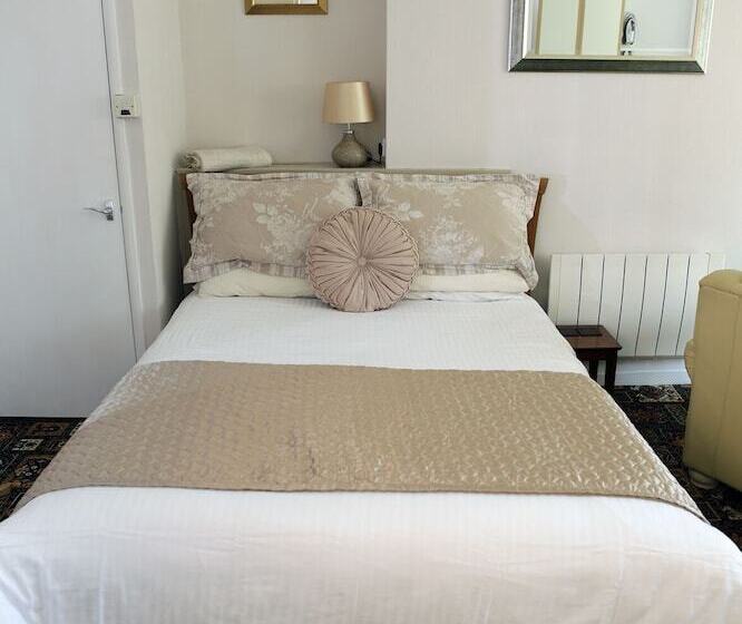 Студия Стандарт, Abbey View Holiday Flats