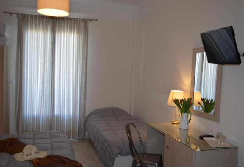 Номер Стандарт Трехместный, Archontissa Rooms