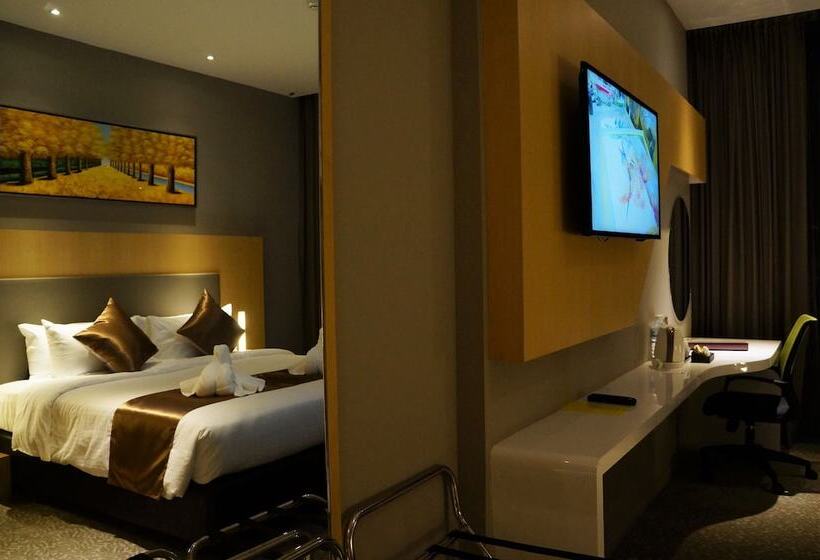 חדר דלוקס, Greens Hotel & Suites