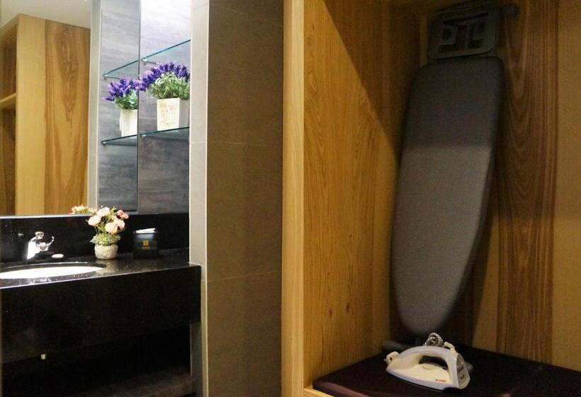 스위트, Greens Hotel & Suites