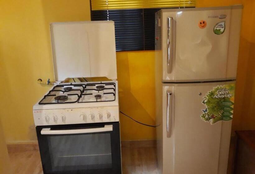 Апартаменты 1 Спальня с Балконом, Sea Breeze Guest House