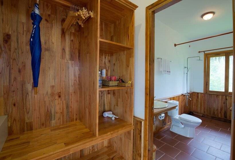 اتاق لوکس با چشم‌انداز باغ, Phu Quoc Dragon Resort & Spa