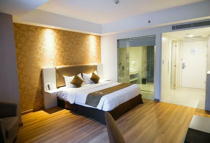 디럭스 룸, Platinum Adisucipto Hotel & Conference Center