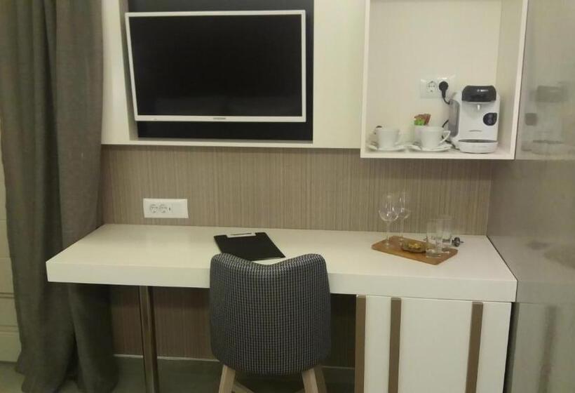 Superior-Zimmer, Platia