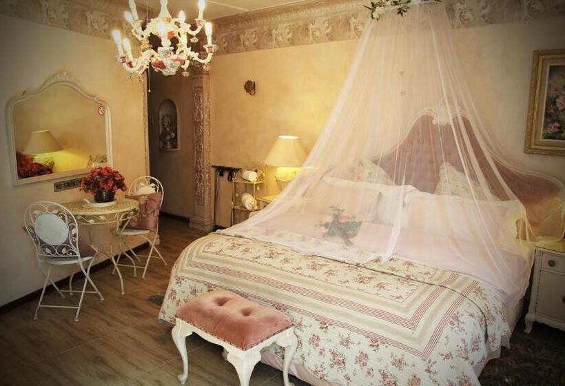 Quarto Estandar, Victoria Manor