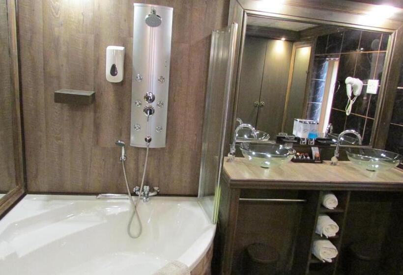Номер Deluxe, Victoria Manor