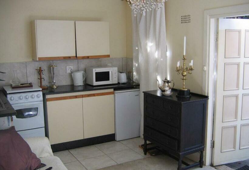 آپارتمان 1 خوابه همکف, Villa Victoria Executive Guest House