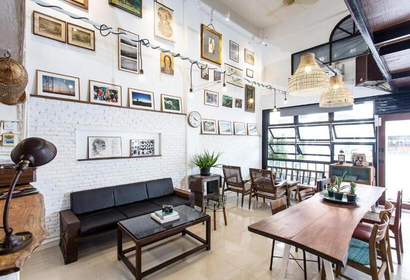 スタンダードルーム, Stockhome Hostel Ayutthaya