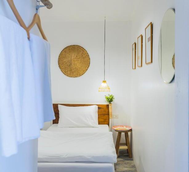 スタンダードルーム, Stockhome Hostel Ayutthaya