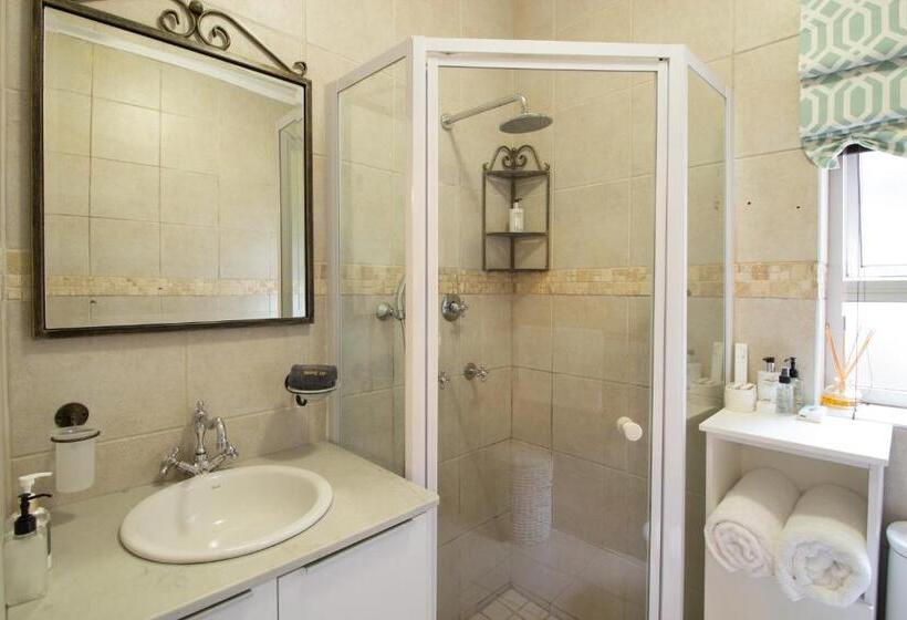 Семейный Номер, Island Way Villa