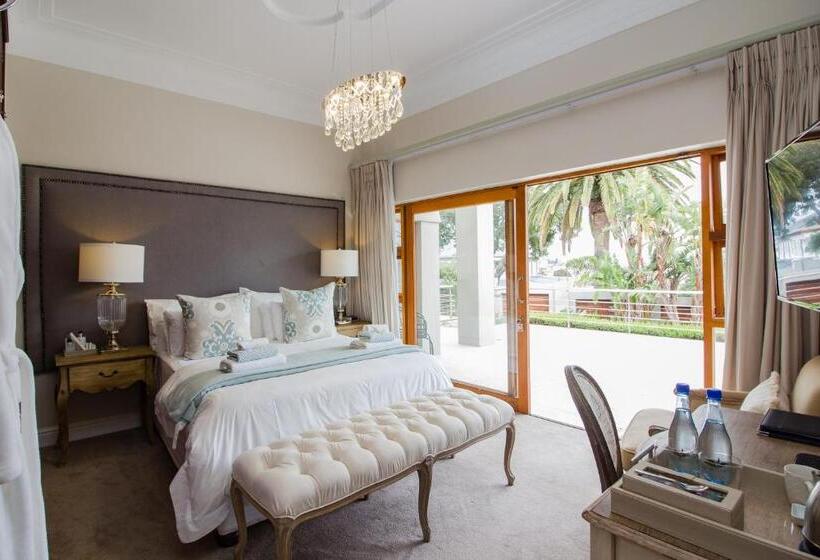 سوییت خانوادگی, Island Way Villa