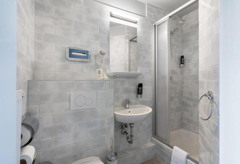 اتاق استاندارد یک نفره, a&o Berlin Friedrichshain