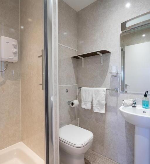 Quarto Triplo Estandar, Kingsley Guest House