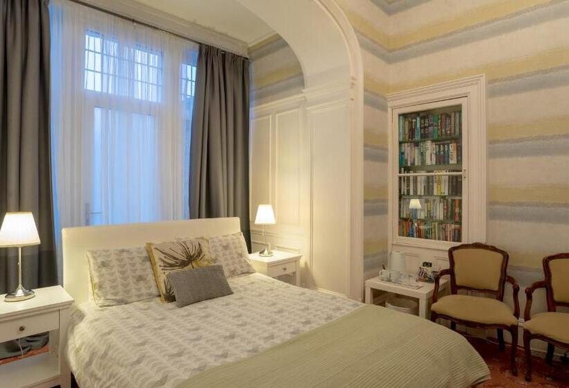 Quarto Estandar, Kingsley Guest House