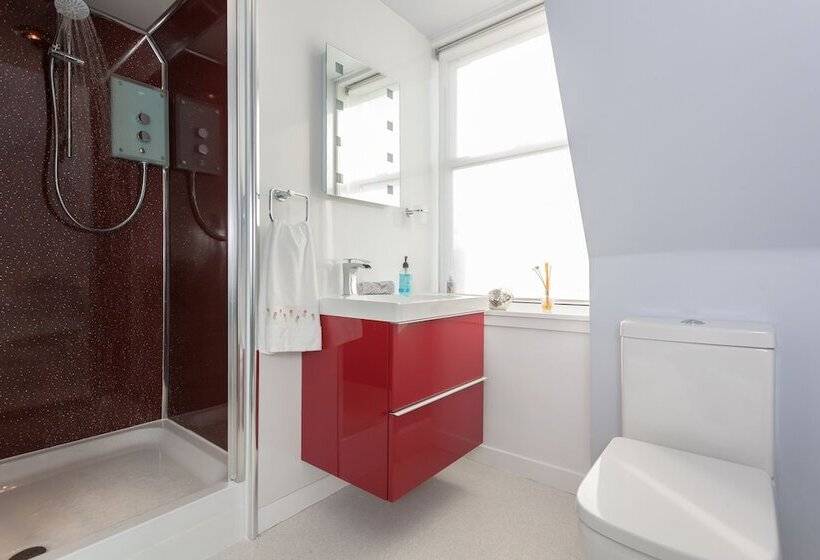 Quarto Estandar, Kingsley Guest House