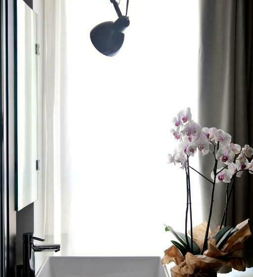 חדר דלוקס, Sora Luxury Inn