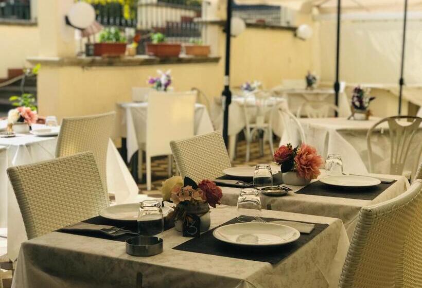 Четырехместный Номер Стандарт, Villino Gregoraci Relais