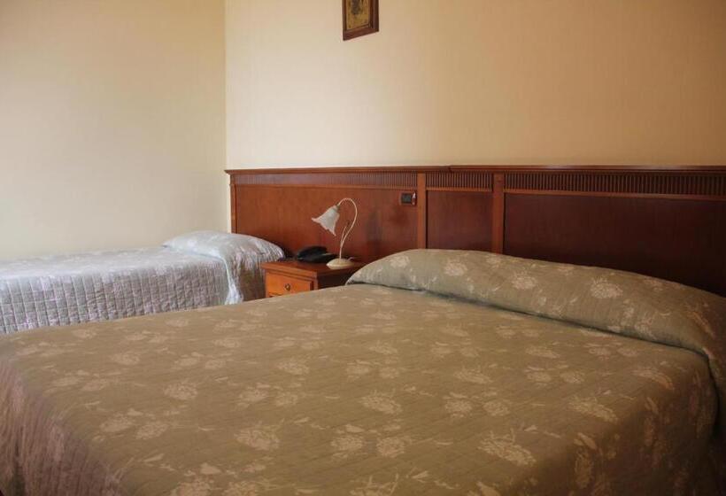 Triple Room Sea View, Villino Gregoraci Relais