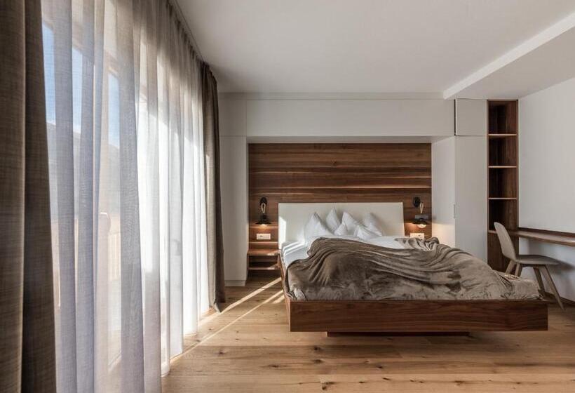 اتاق لوکس, B&b Feldmessner
