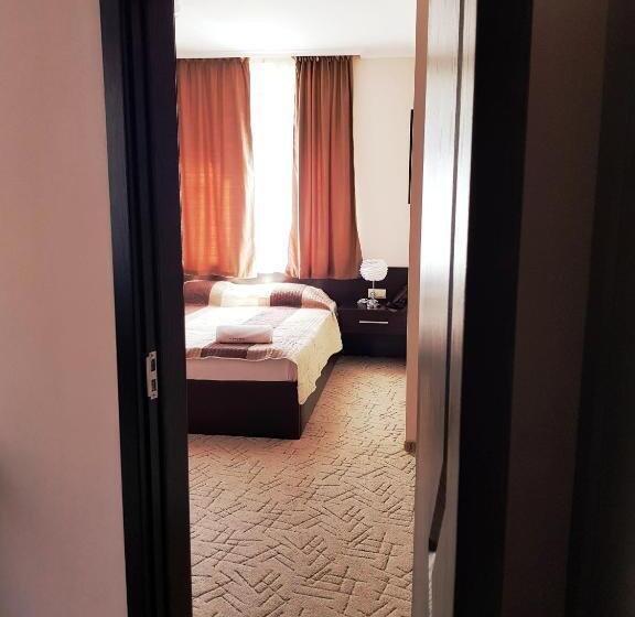 Lejlighed 1 Soveværelse m. Terrasse, Central Guest Rooms