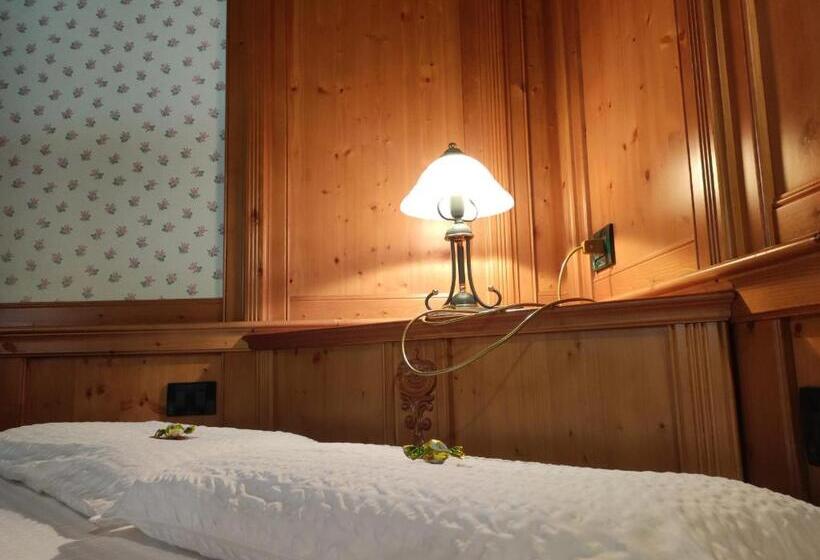 Номер Стандарт, La Bocchetta Romantic Spa Hotel E Ristorante
