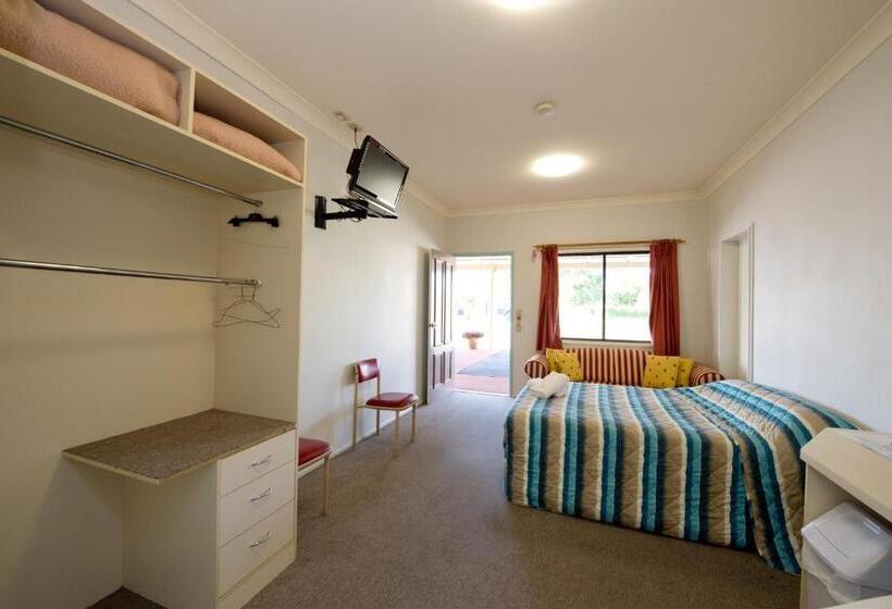 Quarto Estandar para Deficientes Físicos, Lamington Hotel Motel   Detached Motel