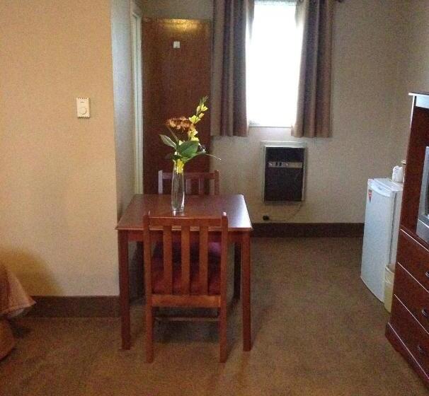 חדר סטנדרט, Majers Motel