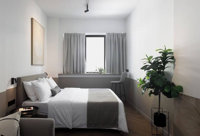 Escritório Deluxe, Ermass Modern Living Apartments