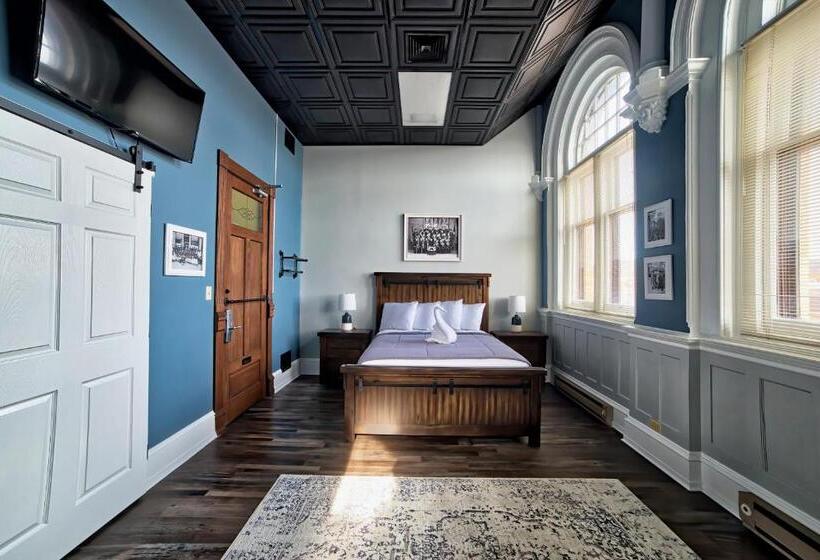 Family Suite, City Hall Grand