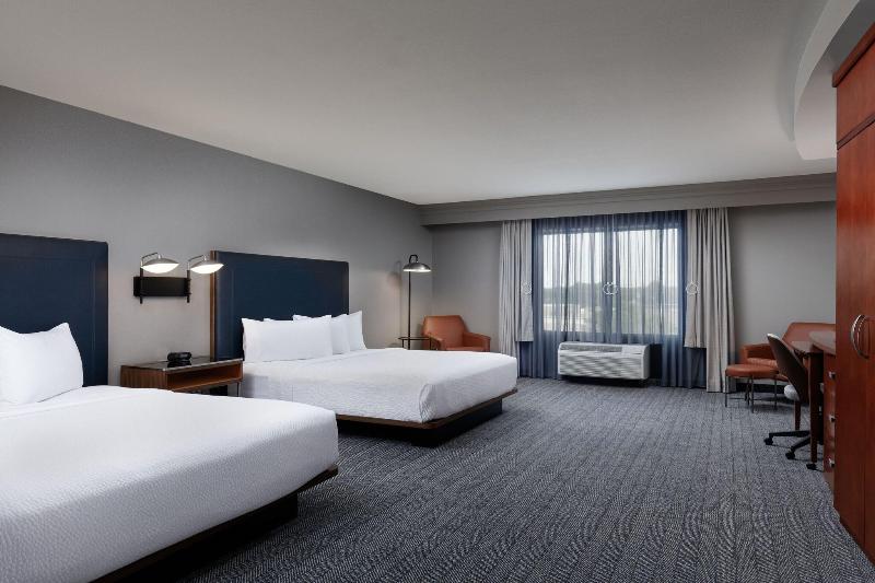 디럭스 룸, Drury Plaza Hotel Indianapolis Carmel