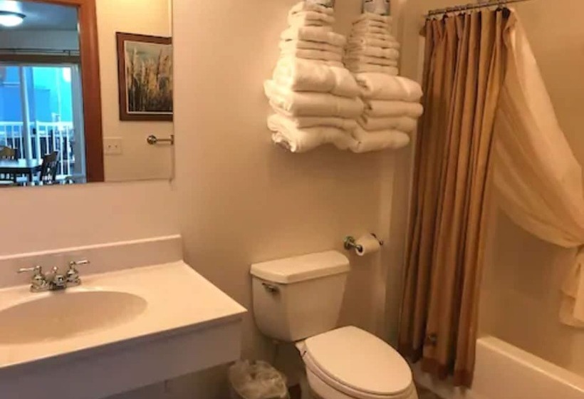 Студия Стандарт, Longliner Lodge And Suites