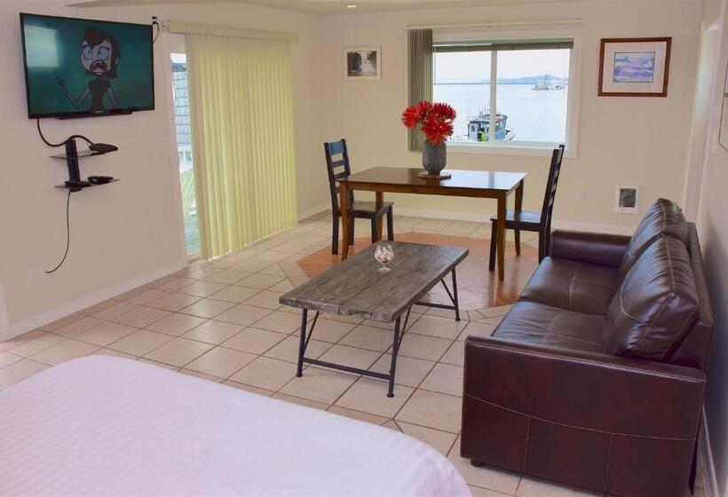 Suíte, Longliner Lodge And Suites